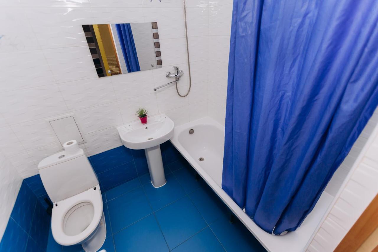 Затишні Apartments Біля Жд Вокзалу อิวาโน-ฟรานกิฟสเก ภายนอก รูปภาพ